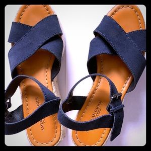 American Eagle Outfitters Sandals